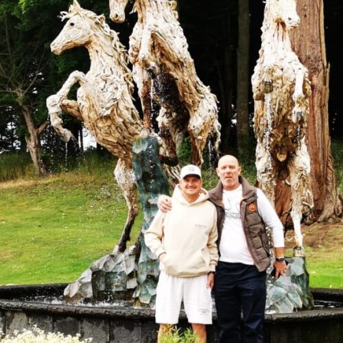 ee558c84-9542-4f55-8818-1102fcc53b47